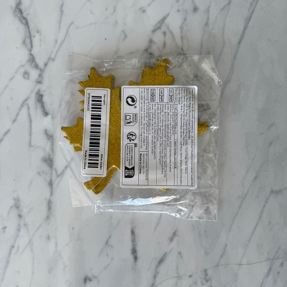 NEW 🍁 Glitter Maple Leaf Cutouts – 30pc Set (Gold + Orange) ✨ - Picture 6 of 6